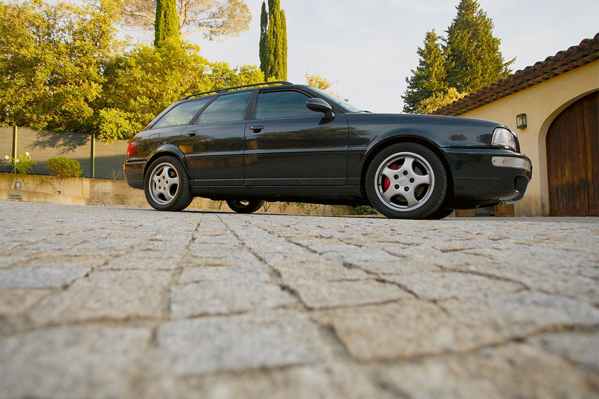 Audi RS2