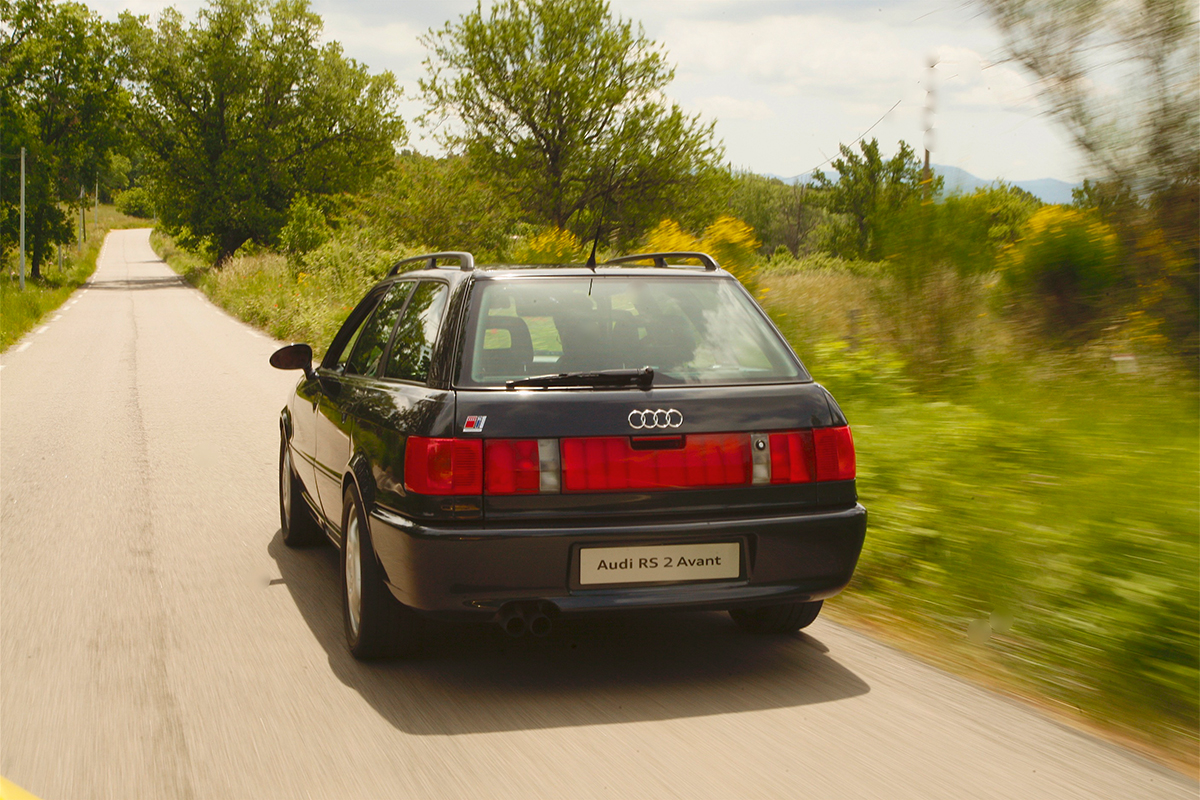 Audi RS2