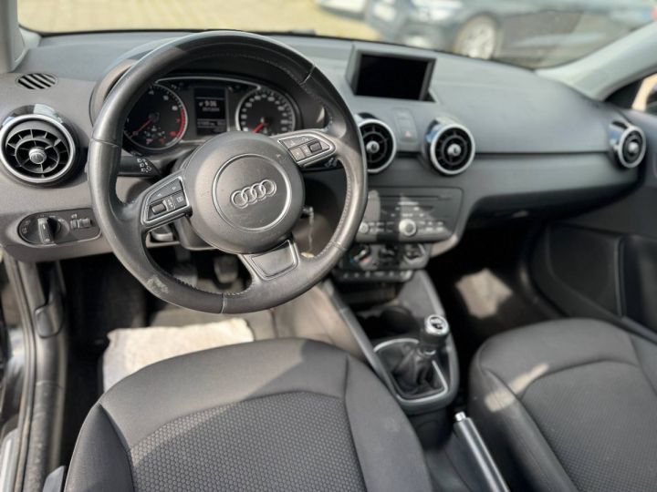 Audi A1 10 TFSI 95ch ultra S line - 4