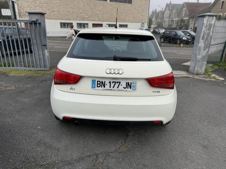 Audi A1 12 TFSI - 86 S&S Ambiente + Clim - 4