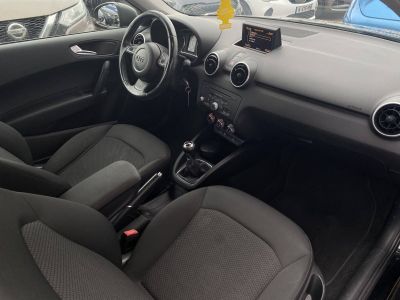 Audi A1 16 TDI 105ch FAP Ambiente   - 11