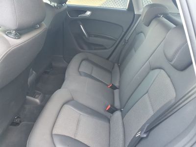 Audi A1 Sportback 14 TDI 90CH ULTRA   - 11