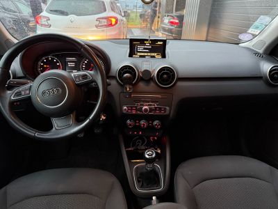 Audi A1 Sportback 14 tfsi 125 avec ges chauffants camera de recul gps   - 10