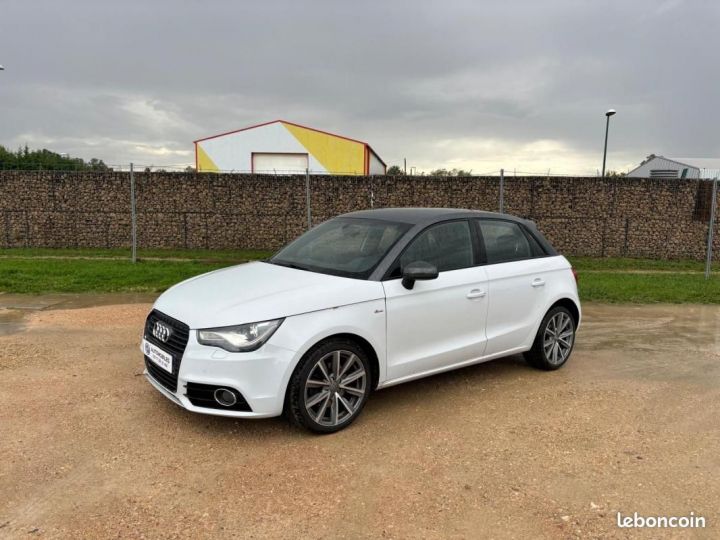 Audi A1 Sportback 16 TDI 105 S line - 1