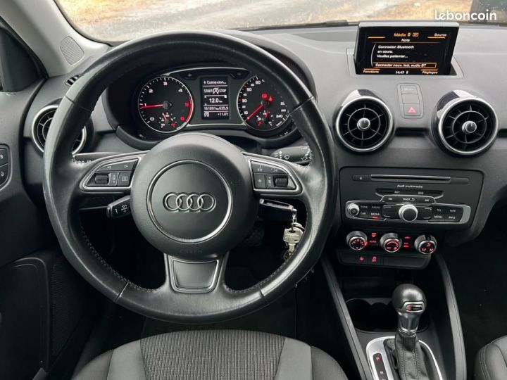 Audi A1 Sportback 16 TDI 115 AMBIANTE S-TRONIC BVA - 12