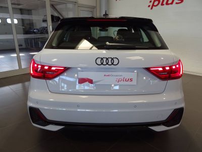 Audi A1 Sportback 30 TFSI 110 ch S tronic 7 S Line   - 3