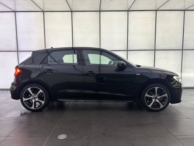 Audi A1 Sportback 30 TFSI 110 ch S tronic 7 S Line   - 4