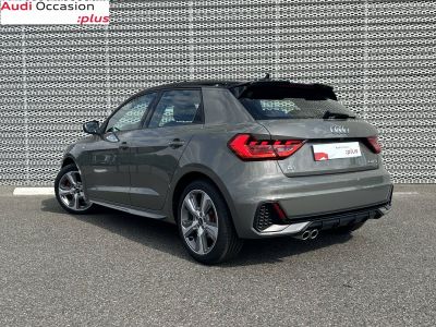 Audi A1 Sportback 40 TFSI 207 ch S tronic 7 S Line   - 4