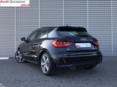 Audi A1 Sportback 40 TFSI 207 ch S tronic 7 S Line   - 4