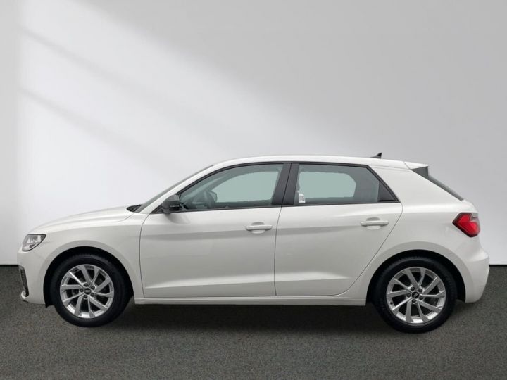 Audi A1 Sportback Advanced 25 TFSI PDC - 2