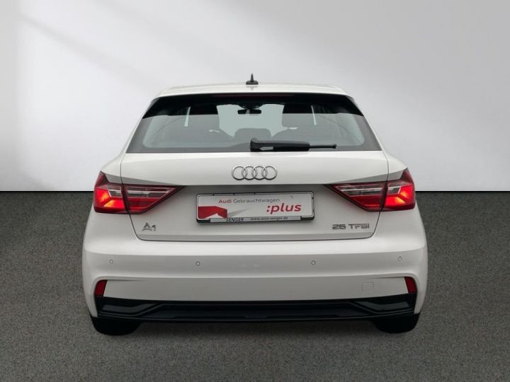 Audi A1 Sportback Advanced 25 TFSI PDC - 4