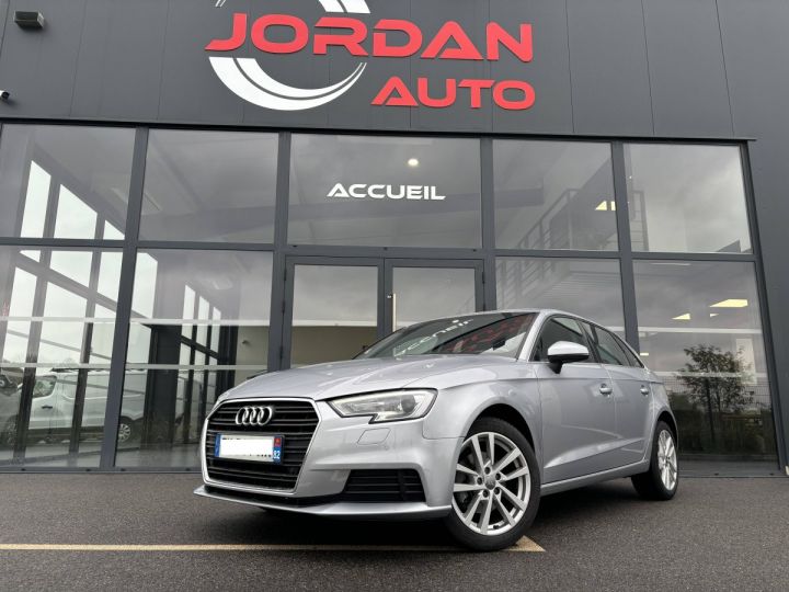 Audi A3 16 TDI 110ch Business S tronic 7 - 1