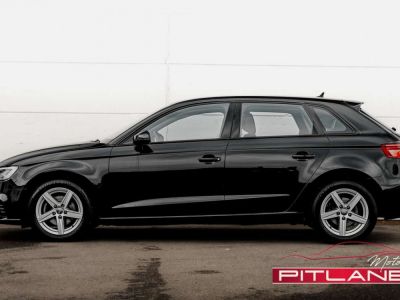 Audi A3 30 TDi S-TRONIC CUIR SIEGES CHAUFFANT LED !   - 2