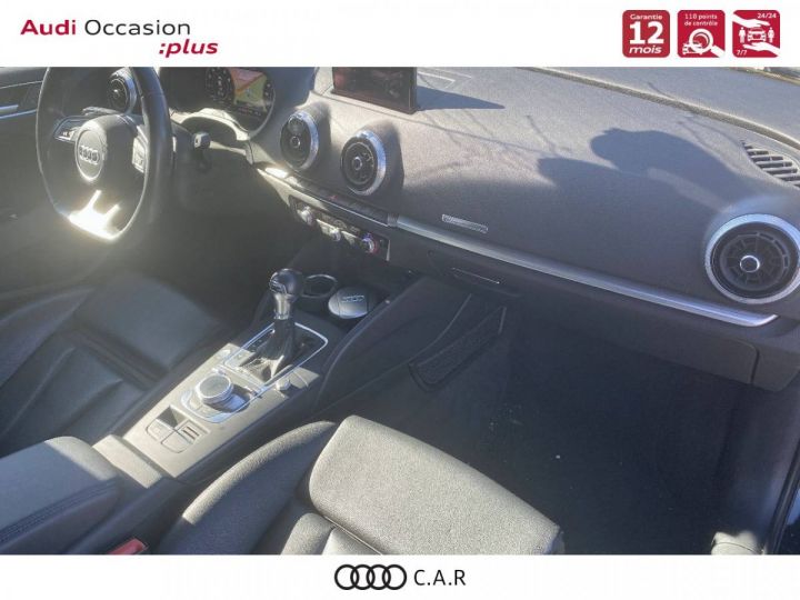 Audi A3 Berline 10 TFSI 115 S tronic 7 Design Luxe - 6