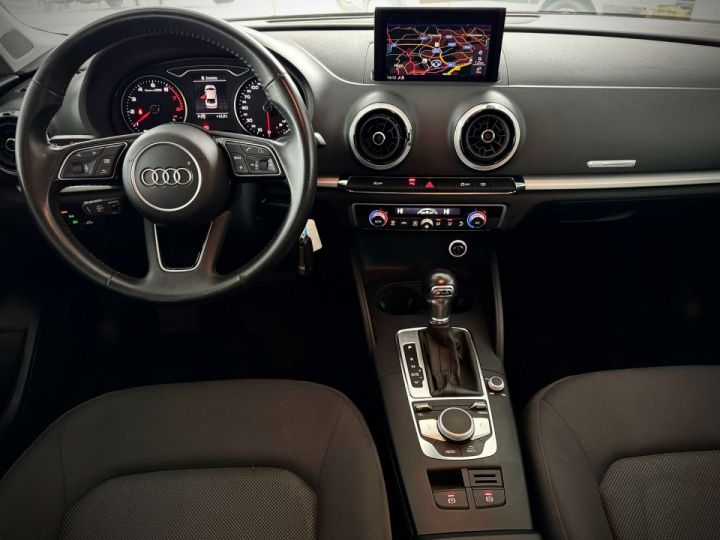 Audi A3 Berline 10 TFSI 1ERPRO S-TRONIC NAVI CAMERA TVA - 15