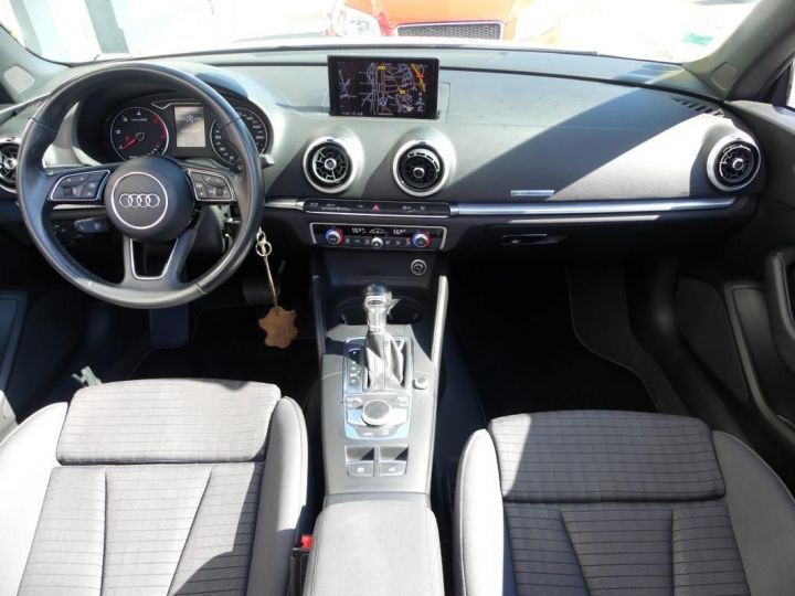 Audi A3 Cabriolet 20 TDI 150 SPORT S-TRONIC BVA - 16