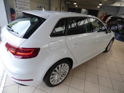 Audi A3 Sportback 14 TFSI e-tron 204 ch Ambiente S tronic 6   - 5