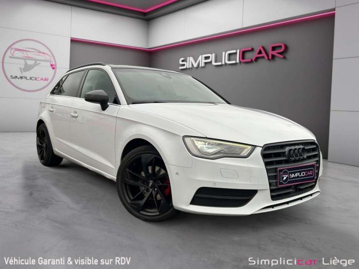 Audi A3 Sportback 14 TFSI Sline tronic - 1