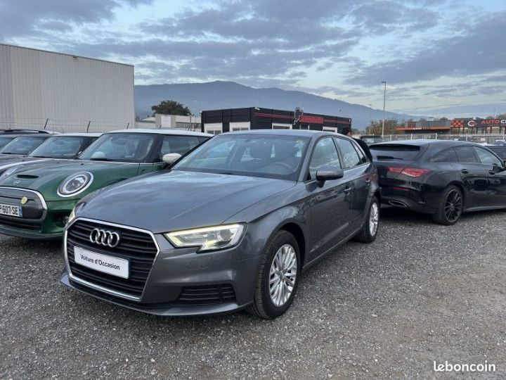 Audi A3 Sportback 16 TDI 116CH DESIGN LUXE S TRONIC 7 - 1