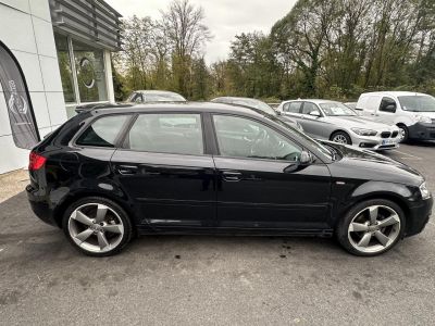 Audi A3 Sportback 20 TDI - 140 S line + Clim   - 8