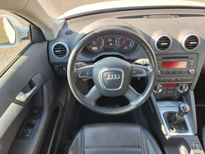 Audi A3 Sportback 20 TDi 16V - 12