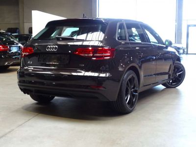 Audi A3 Sportback 20 TDi STronic   - 3