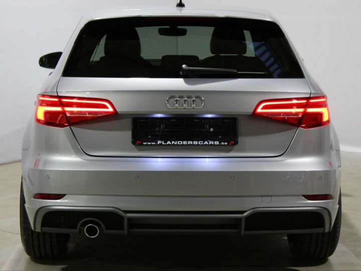 Audi A3 Sportback 30 TFSI S-Line - 5