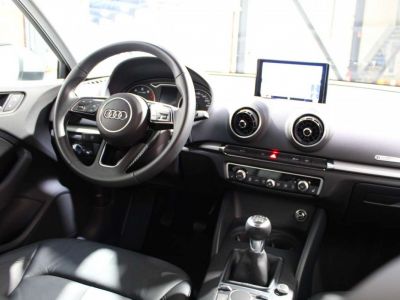 Audi A3 Sportback 30 TFSI S-Line   - 10