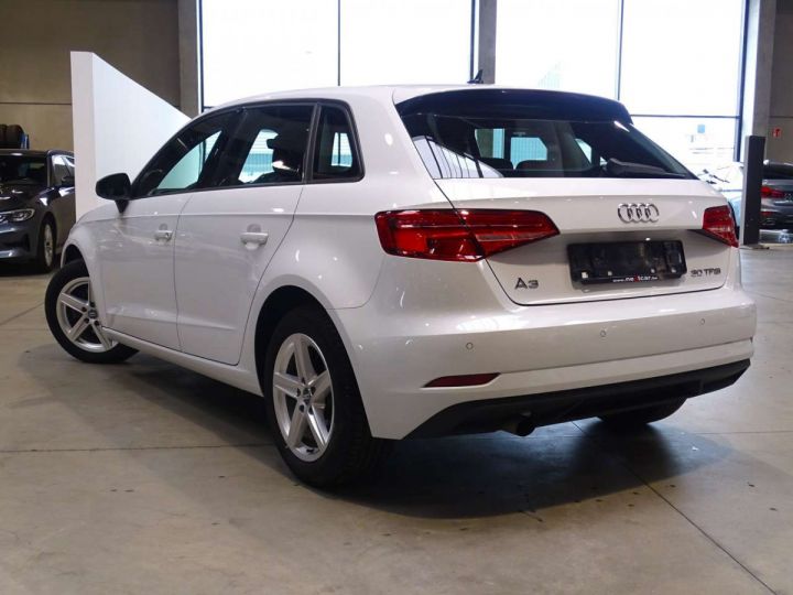 Audi A3 Sportback 30TFSI CUIR-NAVI-FULL LED-CRUISE-VIRTUAL - 4