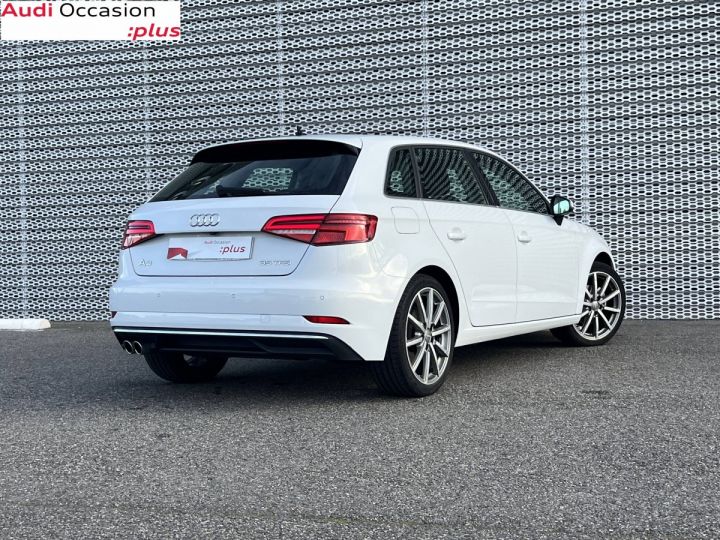 Audi A3 Sportback 35 TFSI CoD 150 S tronic 7 Design Luxe - 6