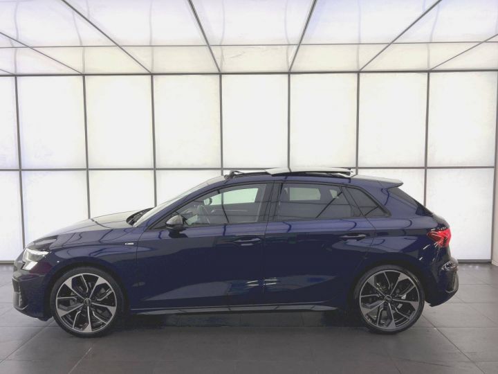 Audi A3 Sportback 35 TFSI Mild Hybrid 150 S tronic 7 S Line - 2