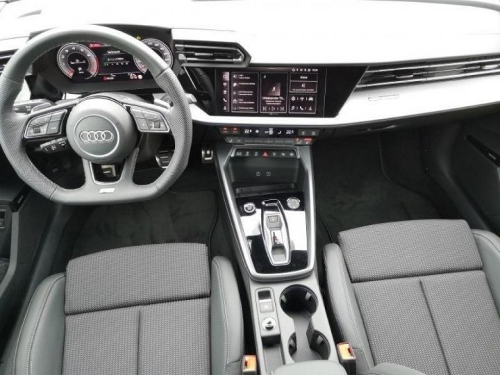 Audi A3 Sportback 35 TFSI Mild Hybrid 150 S tronic 7 S line - 7