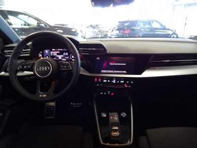 Audi A3 Sportback 45 TFSIe 245 S tronic 6 Competition   - 4