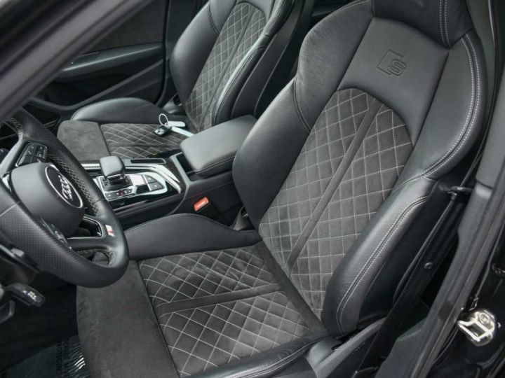 Audi A4 - COMPETITION - MASSAGE - B&O 3D - CAMERA - HONEYCOMB - LED - - 16