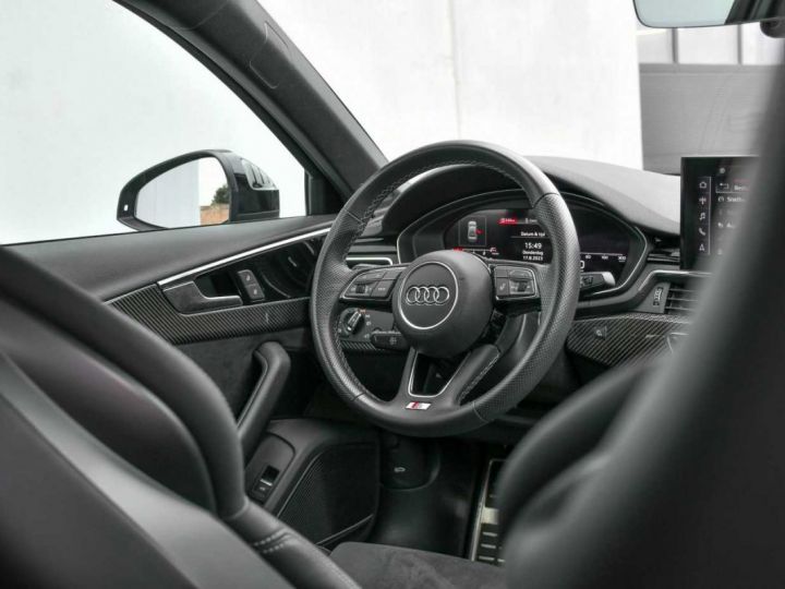 Audi A4 - COMPETITION - MASSAGE - B&O 3D - CAMERA - HONEYCOMB - LED - - 31