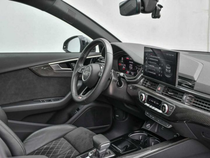 Audi A4 - COMPETITION - MASSAGE - B&O 3D - CAMERA - HONEYCOMB - LED - - 33