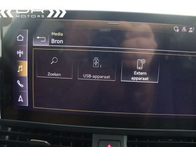 Audi A4 30TDI S-TRONIC S LINE - NAVIGATIE VIRTUAL COCKPIT LEDER MIRROR LINKALU 18&quot;   - 20