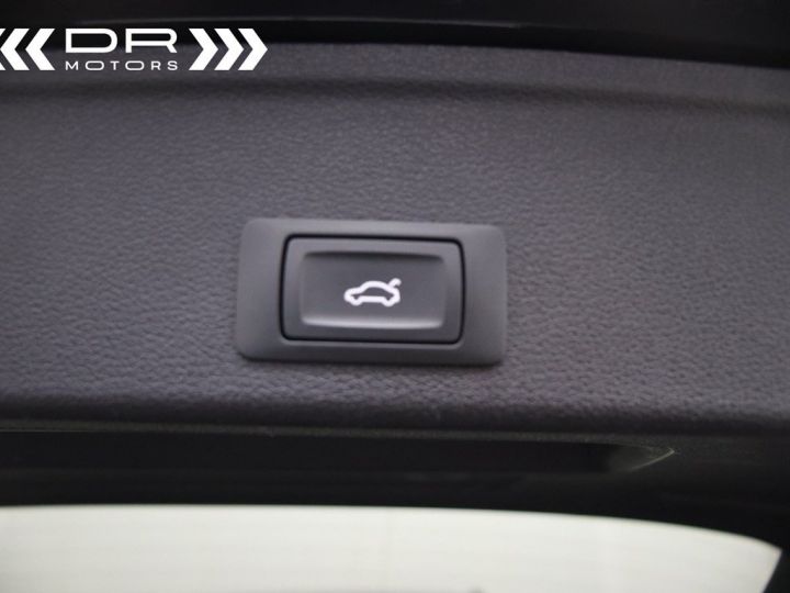 Audi A4 30TDI S-TRONIC S LINE - NAVIGATIE VIRTUAL COCKPIT LEDER MIRROR LINKALU 18&quot; - 51