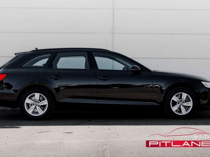 Audi A4 Avant 20 TDi LED TEL AUDI-CONNECT JANTES ! - 6