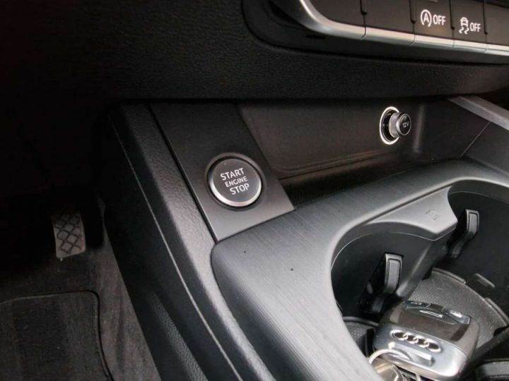 Audi A4 Avant 20 TDi S LINE-AUTO-COCKPIT-CAMERA-BI XENON - 21