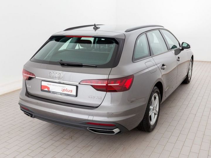 Audi A4 Avant 35 TDI S tr ACC NAVI LED RFK - 2