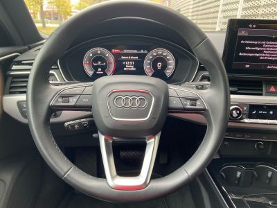 Audi A4 Avant 40 TDI 204 S tronic 7 S line   - 7