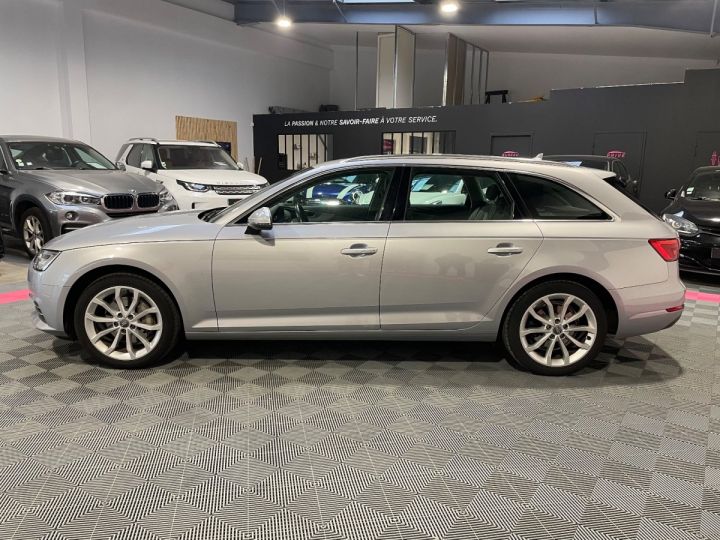 Audi A4 Avant V6 30 TDI 218 S tronic 7 Quattro Design Luxe - 4