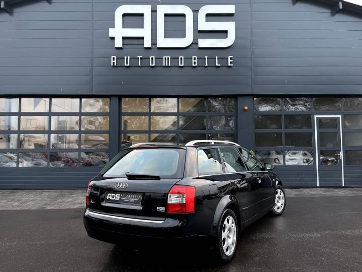 Audi A4 II (B6) 19 TDI 130 Pack - 12