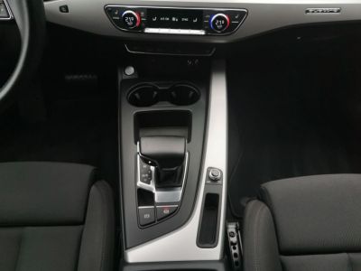 Audi A4 Lim S line 40TDI qu MATRIX AHK NAV B   - 11