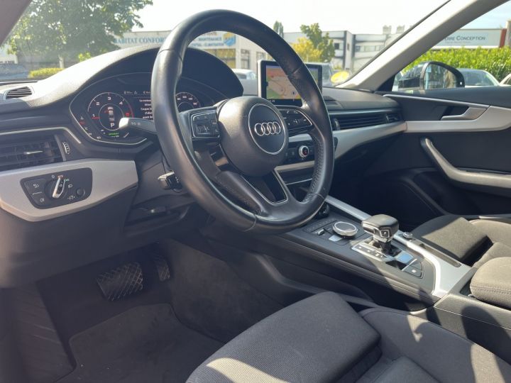 Audi A4 V (B9) 20 TDI 190ch S tronic 7 - 12