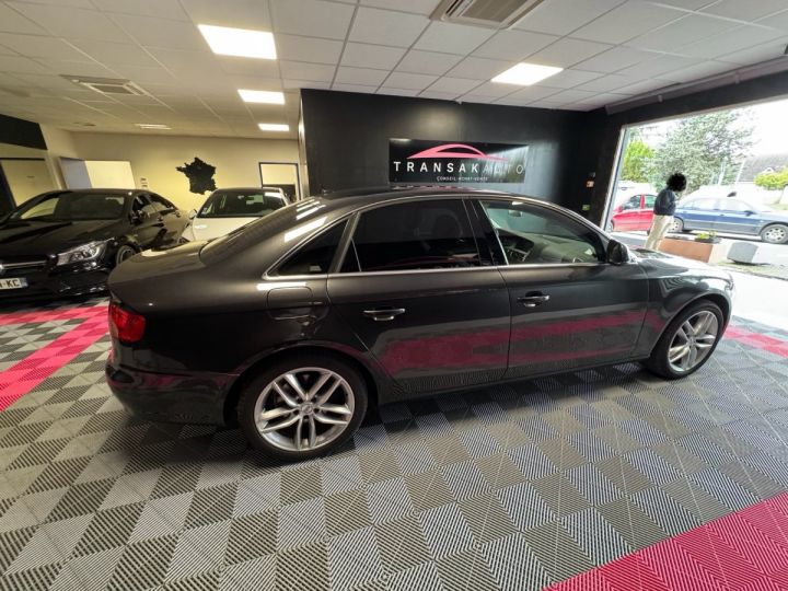 Audi A4 V6 30 TDI 240 DPF Quattro Ambition Luxe Tiptronic A - 6