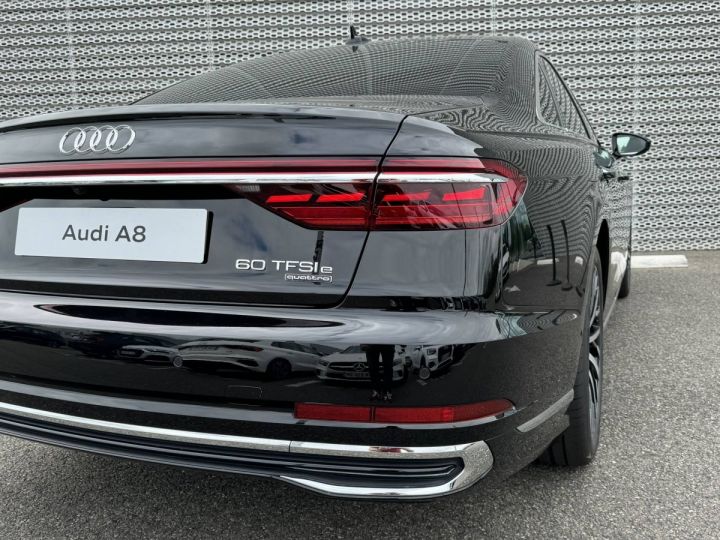 Audi A8 60 TFSIe 462 ch Tiptronic 8 Quattro Avus - 65