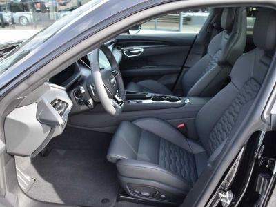 Audi e-tron GT quattro Head Up B&O 22KW Ventilated Seats Pano   - 9