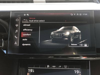 Audi e-tron SPORTBACK Sportback 55 quattro 408 ch S line   - 14